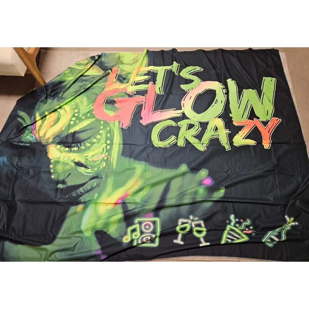 Tapestry Let's Glow Crazy‎